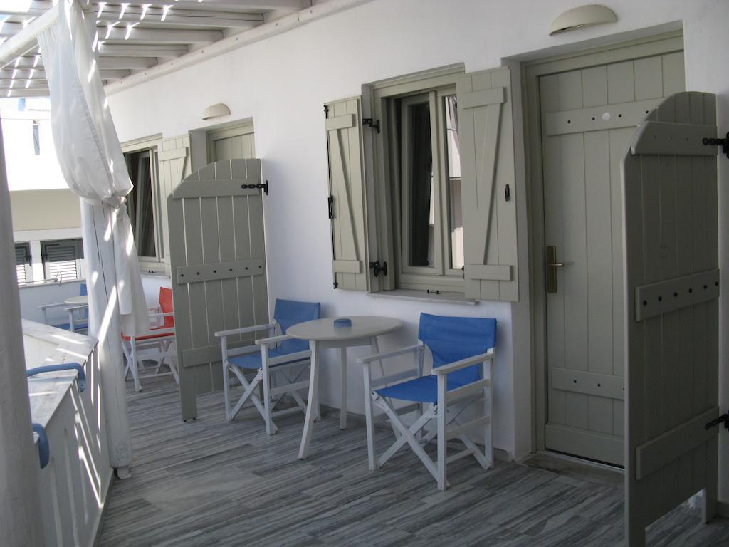 Alexandra'S Rooms ปาริเกีย ภายนอก รูปภาพ