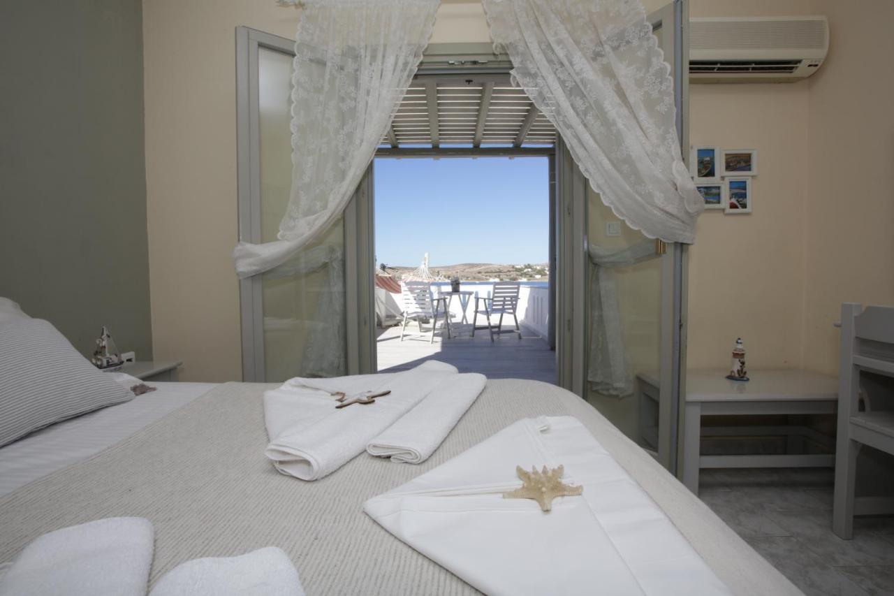 Alexandra'S Rooms ปาริเกีย ภายนอก รูปภาพ